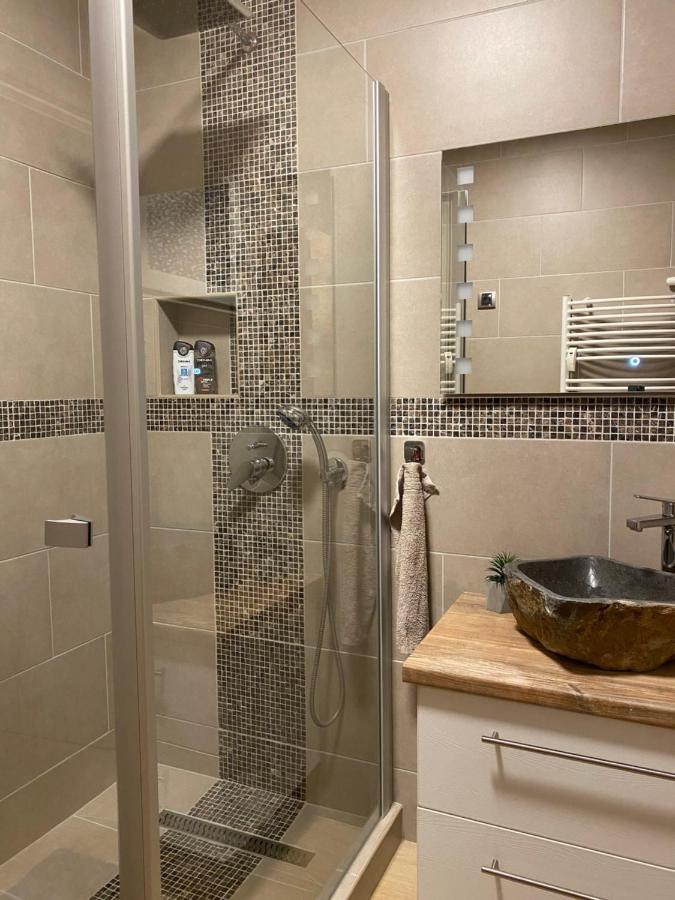 Kaposvár Centrum Apartman מראה חיצוני תמונה